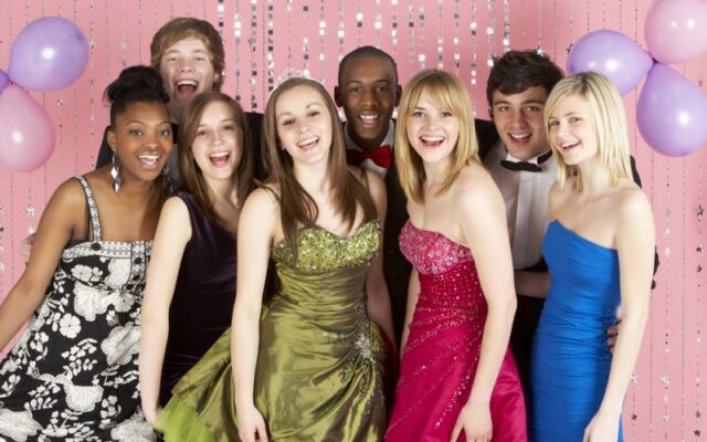 10 Consigli su come vestirsi per una Festa di 18 Anni a Milano