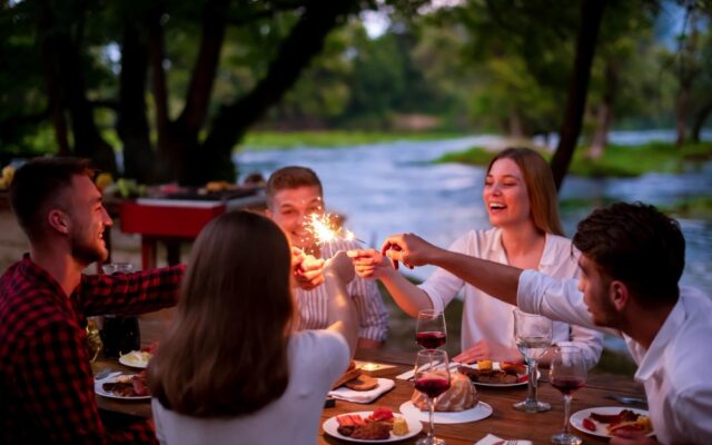 Mood Live Idroscalo: La Location Perfetta per la Tua Festa di 18 Anni a Milano – Rendi il Tuo Ingresso nell’Età Adulta EPICO