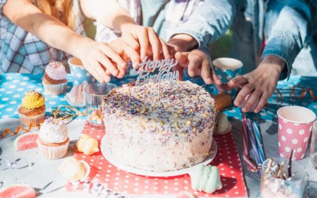 Festa 18 Anni a Milano: Scegli la Torta Che Parla Di Te