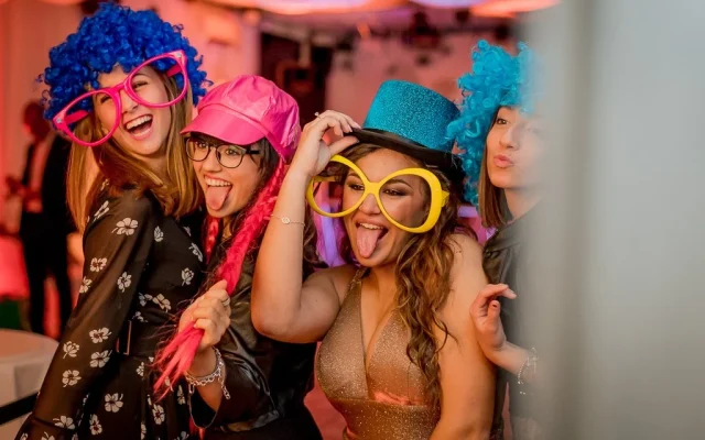 Che si fa il giorno del compimento dei 18 anni? Come organizzare questa giornata speciale