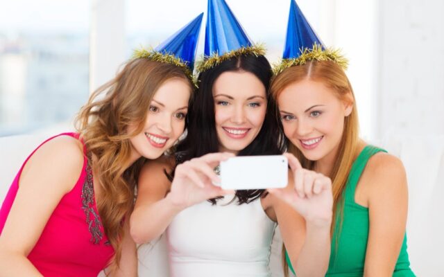 Photobooth per Feste 18 Anni Milano: Noleggio e Servizi