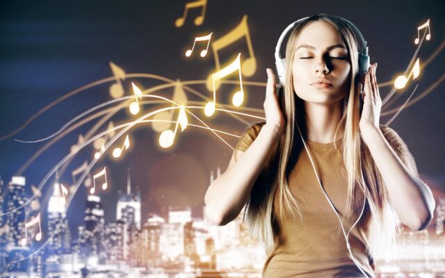 DJ Set o Band dal Vivo? Come scegliere l’intrattenimento musicale giusto per il tuo 18esimo
