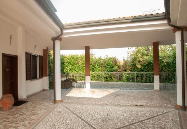 VILLA MALASPINA