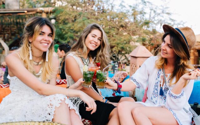 Festa di 18 anni all’Idroscalo: l’estate milanese vista dall’acqua