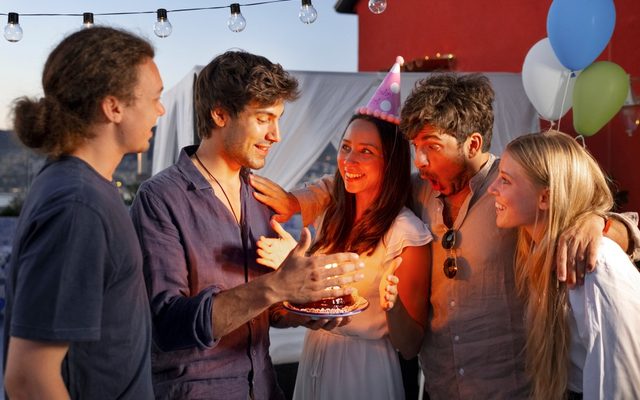 Compi 18 anni d’estate? Il tuo diciottesimo vero si fa adesso